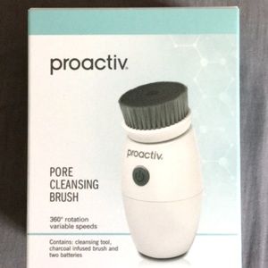 Proactive Cleansing Brush
